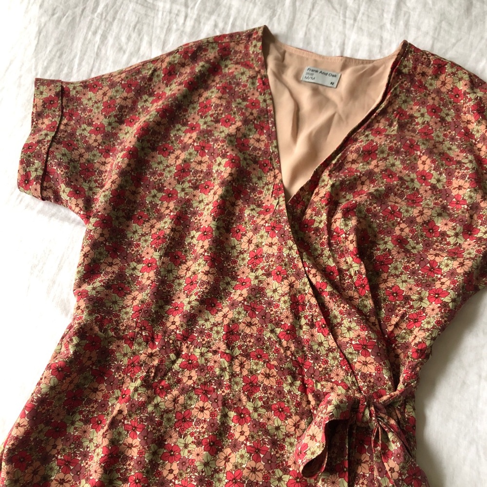 SOLD - Floral wrap dress